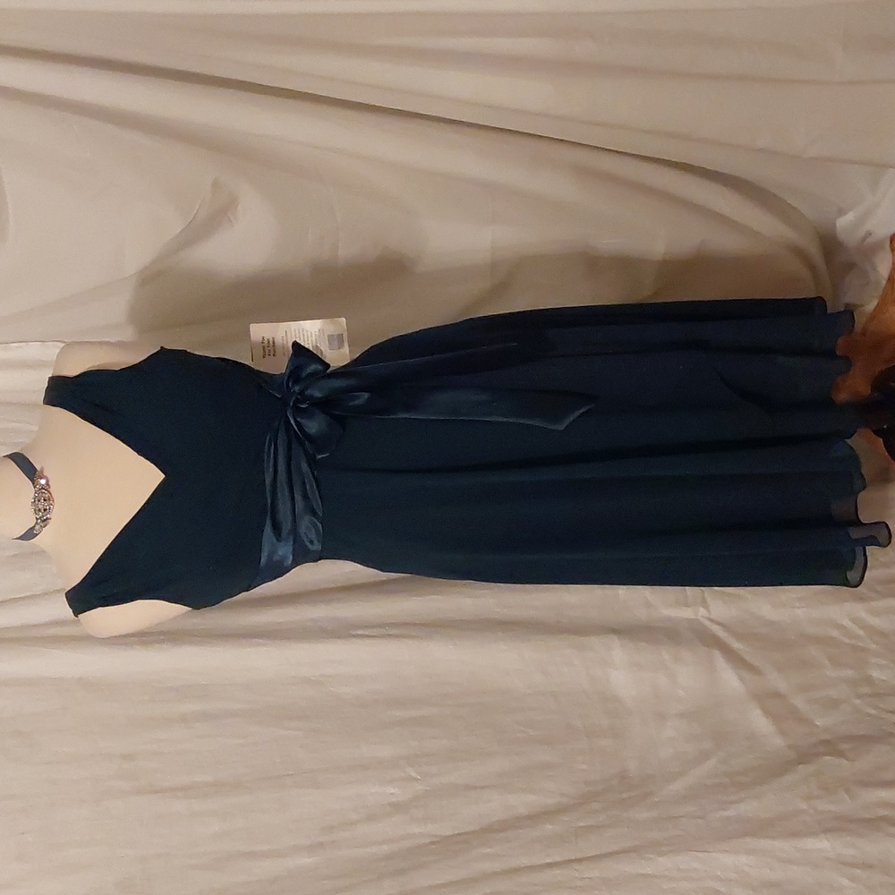 Jones Wear Dress